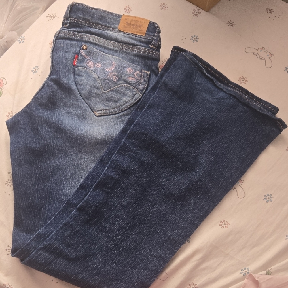 Levi's Women's Blue Embroidered Pocket Jeans